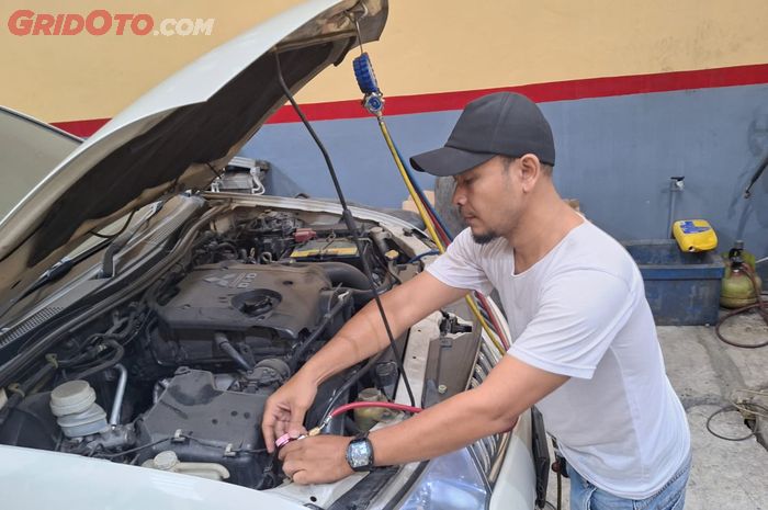 kabin, udara, freon, kebocoran, refrigeran, Benarkah Freon AC Mobil Bisa Habis? Ini Jawaban Bengkel Spesialis