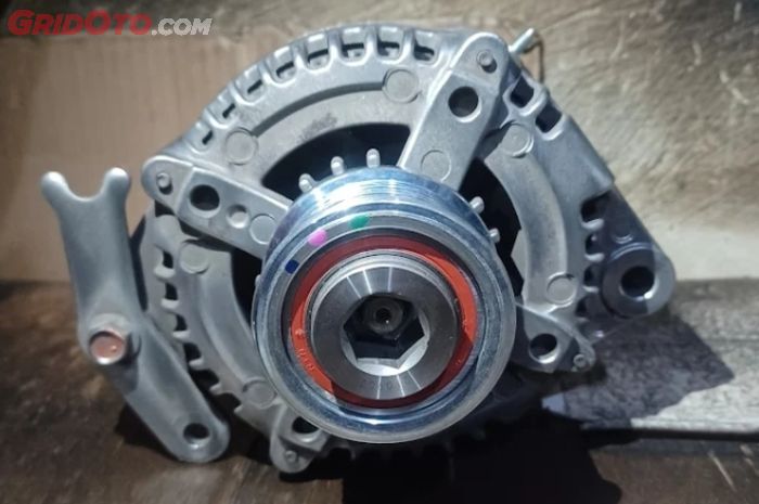 mobil, alternator, alternator mobil, Dinamo Ampere, bearing alternator mobil, Alternator Mobil Bunyi Mendengung? Bisa Jadi Ini Penyebabnya