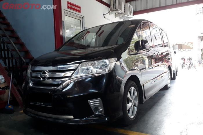 nissan, toyota kijang, nissan serena, Serena Suka-Suka, Serena C26, Kabin Lebih Luas Dari Kijang Innova, Semurah Ini Harga Nissan Serena C26