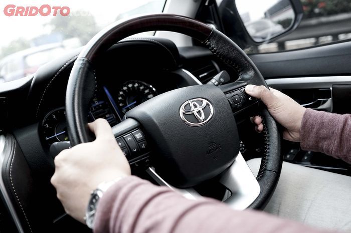 setir mobil, belajar nyetir, kursus mengemudi mobil, biaya kursus mengemudi, kursus mobil, Mau Kursus Mengemudi Mobil Langsung Mahir, Harganya Cuma Segini