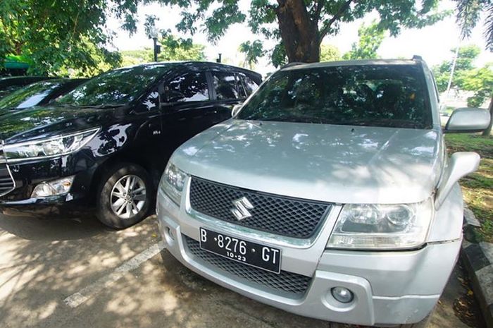 power steering, parkir mobil, power steering hidrolik, Power Steering Electric, parkir mobil ban belok, Mitos atau Fakta, Parkir Posisi Ban Mencong Bikin Power Steering Rusak