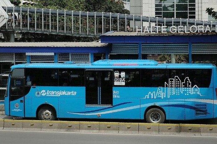 gratis, transportasi umum, bus transjakarta, naik bus transjakarta gratis, Manfaatkan, Ini 15 Golongan yang Gratis Naik MRT, LRT Sampai Transjakarta