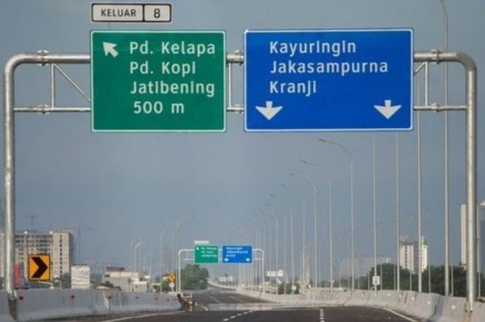 jalan tol, ruas tol, papan penunjuk jalan tol, Tak Banyak yang Tahu, Ini Arti Angka yang Terpasang di Atas Papan Penunjuk Jalan Tol