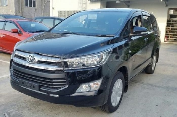 mobil keluarga, innova reborn, toyota kijang innova reborn, mobil bekas innova, harga mobil bekas innova, Muat Banyak dan Mewah, Mobil Bekas Innova, Harganya Tinggal Segini