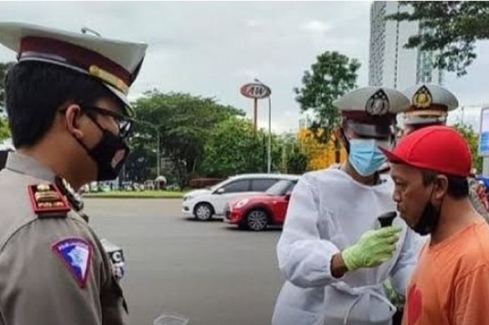 tilang, denda tilang, operasi patuh 2025, Denda Tilang Rp 3 Juta, Mengemudi Dalam Pengaruh Alkohol, Fantastis, Denda Tilang Rp 3 Juta Terkam Pengendara Motor dan Pengemudi Mobil Model Begini