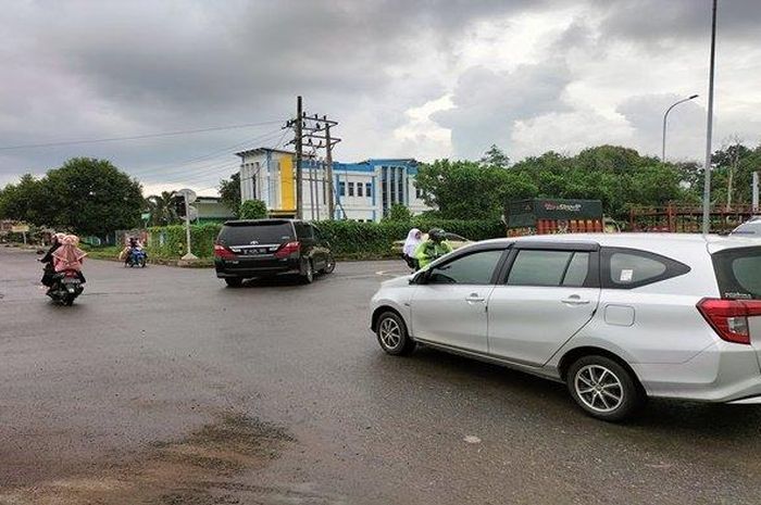 kecelakaan, safety riding, lampu merah, persimpangan, astra motor yogyakarta, Jangan Langsung Gas di Persimpangan Tanpa Lampu Merah, 4 Hal Ini Wajib Diterapkan
