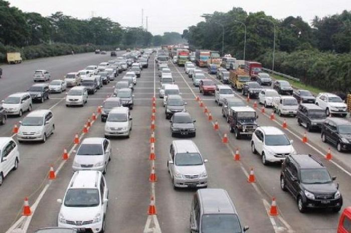 jalan tol, libur sekolah, diskon jalan tol, Diskon Tarif Jalan Tol, Diskon Tarif Tol, Tarif Tol Akan Diiris 20 Persen Selama Libur Sekolah, Berlaku Mulai Tanggal Ini