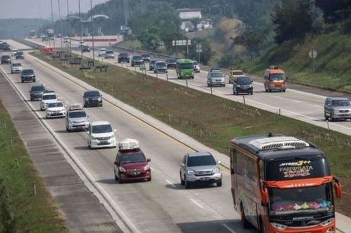mudik, mobil baru, kredit, kredit mobil baru, KREDIT MACET, kredit mobil baru macet, Musim Mudik Lebaran Sudah Usai, Kredit Mobil Macet Malah Meningkat?