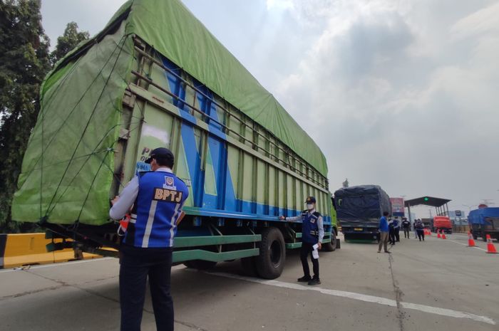 truk odol, kendaraan ODOL, Over Dimension and Over Load (ODOL), truk odol bikin rugi negara, Jadi Tahu, Ini 6 Daerah Dengan Pelanggar ODOL Paling Banyak di Indonesia