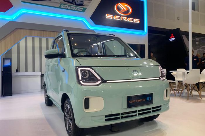 DFSK, Mobil Listrik Murah, SereS, Seres E1, GIIAS 2025, Habiskan Stok NIK 2024, Harga Mobil Listrik Seres E1 jadi Semurah Ini