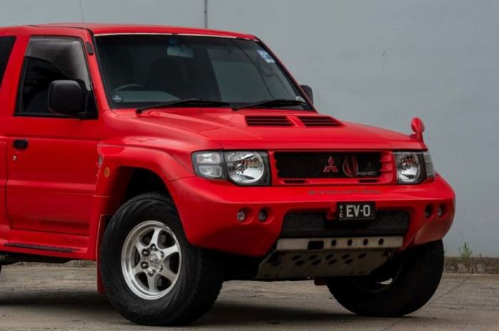 mitsubishi, mitsubishi pajero, reli dakar, Mitsubishi Pajero Evolution, lancer evolution, Pakai Embel-embel Evolution, Mitsubishi Pajero Ini Bukan Pajero Biasa