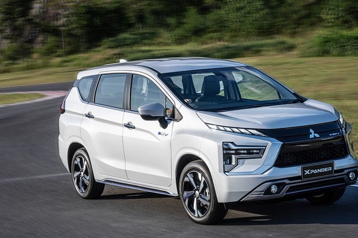 mitsubishi, pt mitsubishi motors krama yudha sales indonesia (mmksi), Xpander Hybrid, GIIAS 2025, Xforce Hybrid, Mitsubishi Blak-blakan Soal Xpander Hybrid dan Xforce Hybrid, Tunggu Tanggal Main