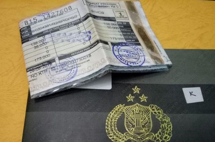 stnk hilang, STNK Baru, STNK Duplikat, Balik nama kendaraan, Balik Nama STNK Hilang, Santai Bisa Diatur, Begini Cara Balik Nama Kendaraan Meski STNK Hilang