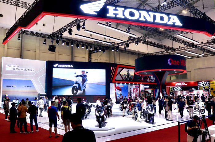 motor listrik, Budi Setiyadi, AISMOLI, Bukan Insentif Rp 7 Juta Penyebab Penjualan Molis Anjlok, Pakar Jelaskannya