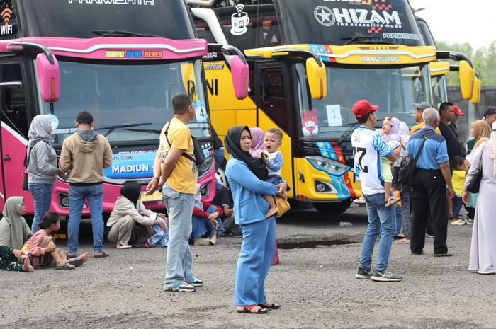 mudik lebaran, mudik gratis, bus mudik, daftar mudik gratis, Nggak Nyangka, Ini Penyebab Bus Mudik Gratis Sepi Penumpang Padahal Saat Daftar Berebut