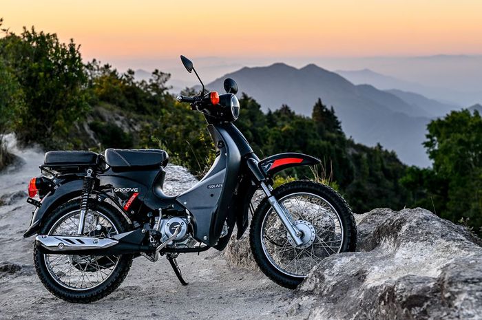 thailand, honda super cub, motor bebek, bebek retro, Solar Groove Cross, Harganya Bikin Ngiler, Motor Bebek Retro Mirip Super Cub Ini Cocok Buat Off-Road