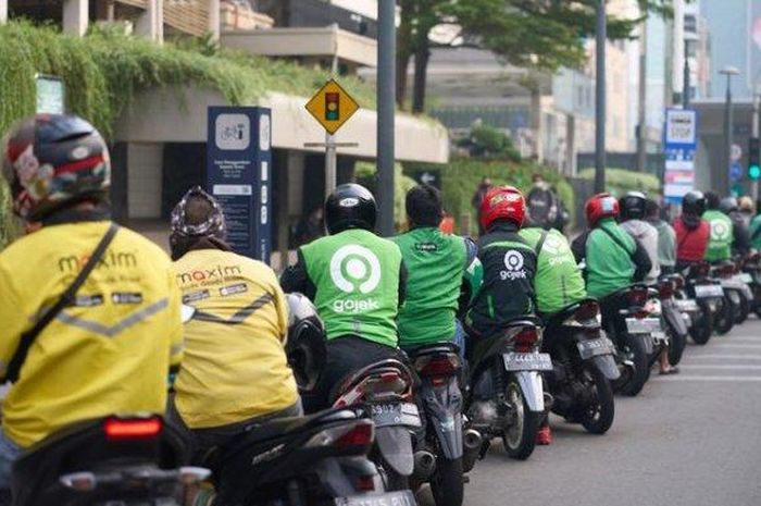 ojek online, awet, mesin motor, ganti oli mesin, Bisa Diterapkan Motor Harian, Rahasia Motor Ojol Awet Meski Dipakai Ratusan Kilometer