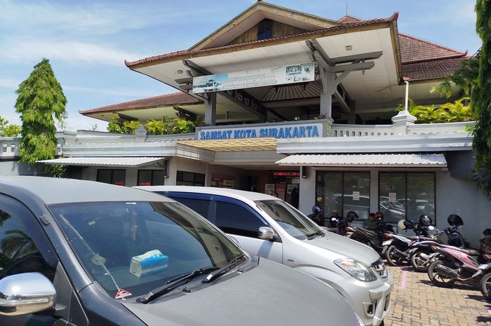 Balik Nama Kendaraan Gratis, biaya balik nama dihapus, BBNKB Gratis, Biaya Balik Nama Kendaraan Gratis, Wajib Tahu, Bea Balik Nama Kendaraan di Jawa Tengah Resmi Digratiskan