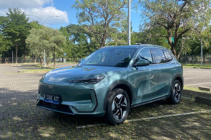 mobil baru, adas, Geely, Adaptive Cruise Control, Geely EX5, Geely EX5 Hampir Bisa Jalan Sendiri, Bikin Perjalanan Jauh Gak Capek