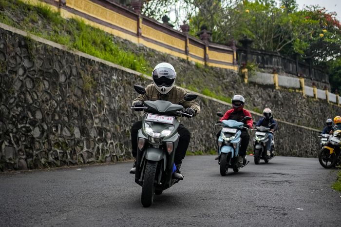 Gear ultima, harga yamaha gear ultima, Yamaha GEAR ULTIMA, konsumsi bbm yamaha gear ultima, touring gear ultima, Yamaha Gear Ultima Dipakai Touring Nanjak-nanjak, Konsumsi BBM Seboros Apa?