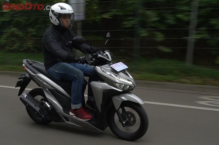 motor matic, honda vario, motor matic honda vario, penyebab setang berat, penyebab setang honda vario berat, setang honda vario berat, Ini Penyebab dan Biaya Benerin Setang Berat di Motor Matic Honda Vario