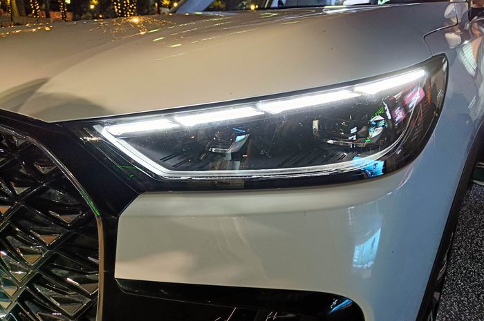 warna, lampu, reflektor, mika, menguning, Wajib Tahu, Penyebab Mika Reflektor Mobil Berubah Warna Kekuningan