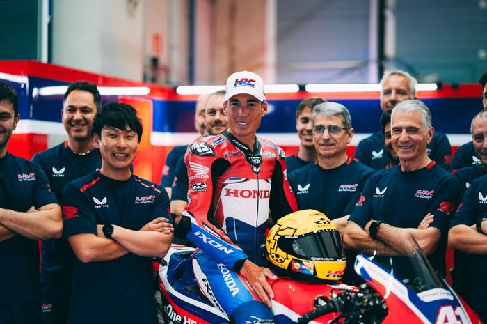 MotoGP, honda, aleix espargaro, honda hrc, motogp spanyol, Aleix Espargaro Pamer Motor Buat MotoGP Spanyol 2025, Sponsornya Beda Bukan Castrol