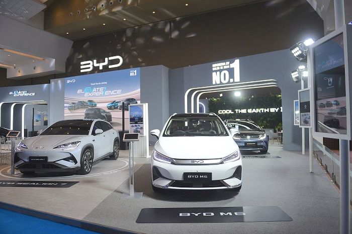 mobil listrik, Periklindo Electric Vehicle Show, denza, PEVS 2025, BYD dan Denza Gebrak PEVS 2025, Sediakan Test Drive Eksklusif di Dalam Area Pameran