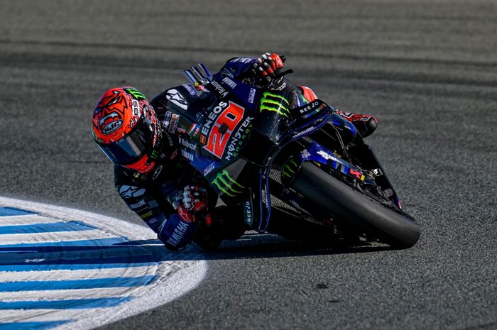 MotoGP, yamaha, Fabio Quartararo, mesin v4 yamaha, Bingung Juga, Kebangkitan Fabio Quartararo Bisa Bikin Proyek Baru Yamaha Gagal