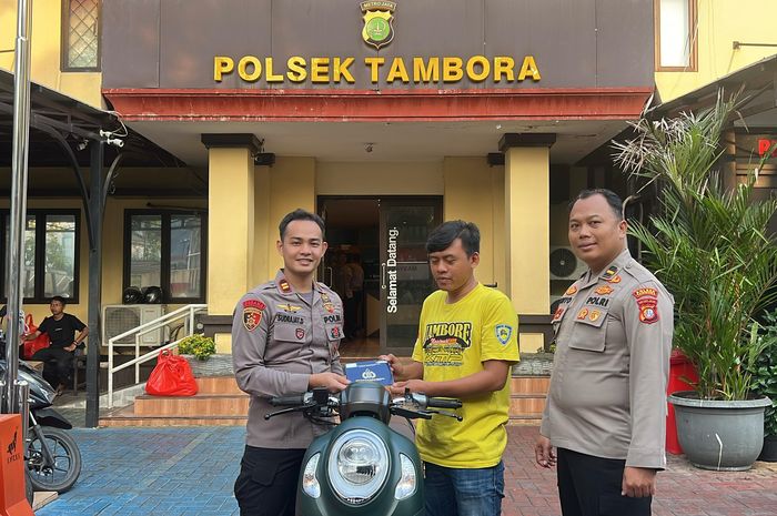 debt collector, honda scoopy, jakarta barat, polsek tambora, Debt Collector Kembali Berulah, Scoopy Beli Cash Tetap Diembat, Polisi Lakukan Ini
