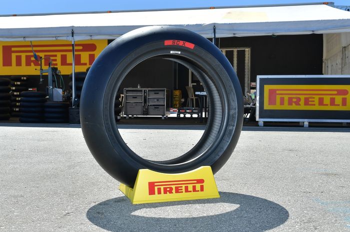 MotoGP, michelin, pirelli, ban motogp, Gantikan Michelin, Pirelli Tetapkan Jadwal Tes Perdana Ban MotoGP