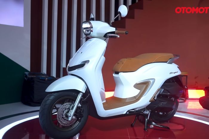 harga motor honda, Stylo 160, honda stylo 160, harga Honda Stylo 160, spek honda stylo 160, Honda Stylo 160 CBS dan ABS Selisih Berapa Juta? Ini Update Harga Terbarunya