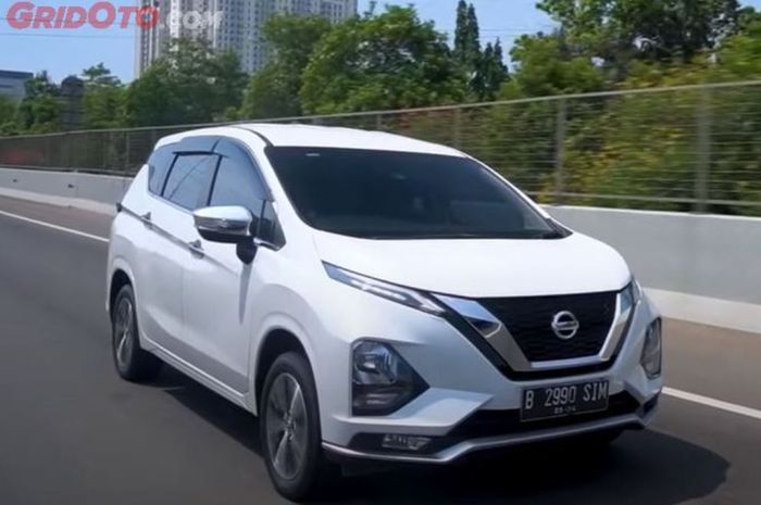 nissan, mitsubishi xpander, grand livna, GIIAS 2025, Livina VL, Kembaran Xpander Ini Masih Eksis di GIIAS 2025, Dijual Bertabur Promo