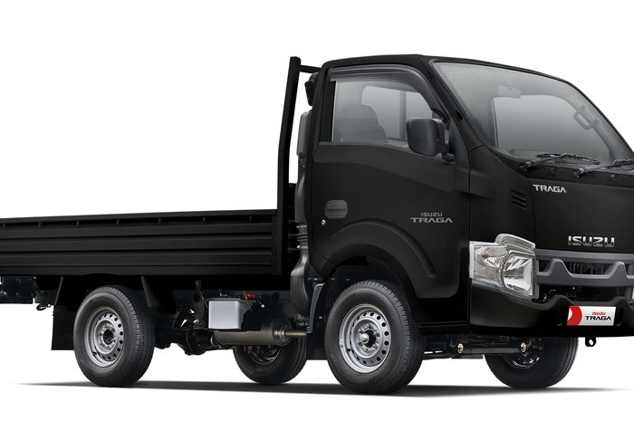 Isuzu Traga, Traga, warna baru Isuzu Traga, Elegan dan Gagah, Isuzu Traga Tawarkan Warna Baru dan Diproduksi Terbatas