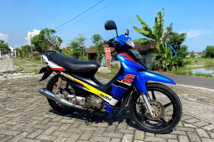 suzuki smash, sejarah motor, motor lawas, Motor Bebek Suzuki, sejarah suzuki smash, Versi 2005 Paling Ikonik, Inilah Perjalanan Suzuki Suzuki Smash di Indonesia dari Masa ke Masa