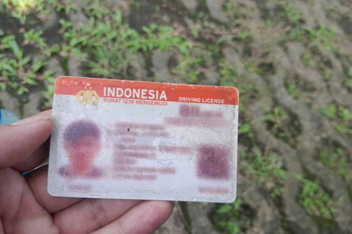 Facebook, sim palsu, Satpas SIM, biaya sim, SIM B2 Umum Palsu, Polda Metro Jaya Akan Sikat Pemalsuan SIM Gunakan Platform Facebook
