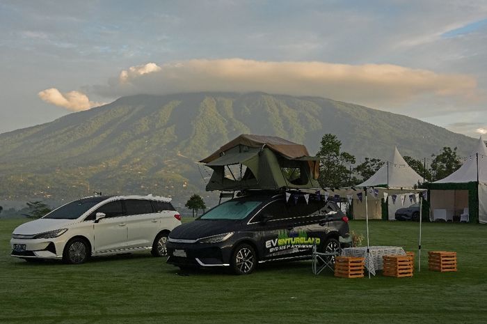 BYD Motor Indonesia, EVentureland, Sukses Jual Segini Banyak M6 Dalam Setahun, BYD Gelar Ultah Pertama Gede-gedean