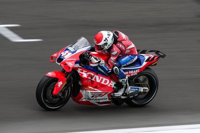 MotoGP, honda, aleix espargaro, pertamina enduro, franco morbidelli, motogp belanda, vr46 racing team, Aleix Espargaro Tampil di MotoGP Belanda 2025, Langsung Sindir Franco Morbidelli