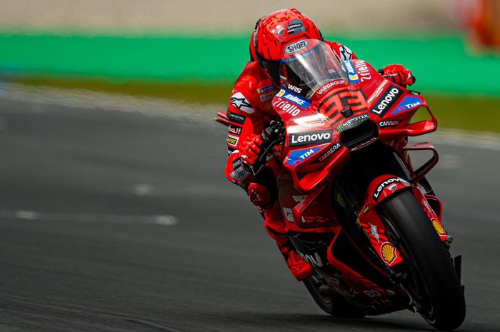 MotoGP, Marc Marquez, motogp belanda, sprint motogp, Fabio Quartararo Crash, Marc Marquez Menang Sprint MotoGP Belanda 2025