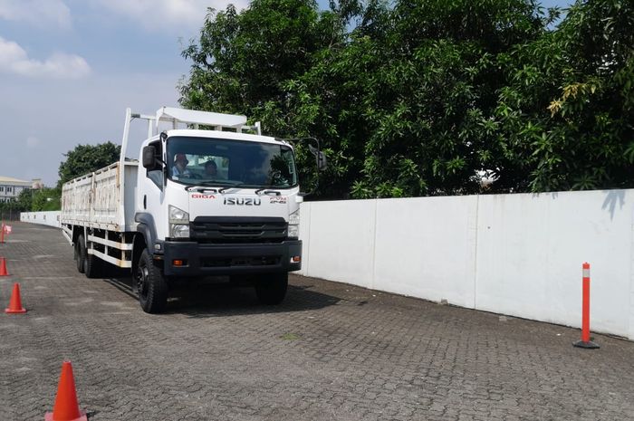 truk, isuzu, Driving Experience, Isuzu GIGA FVM 245, Mesti Paham, Ternyata Begini Rasanya Sensasi Bawa Isuzu FVM 245
