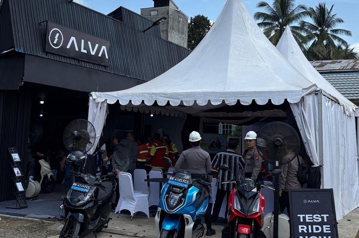 Motor listrik Alva, ALAV Studio Batu Kajang, Batu Kajang Paser Kalimantan Timur, Dealer ALVA Kaltim, Kideco Jaya Agung, Digandeng Kideco, ALVA Resmikan ALVA Studio di Batu Kajang Kalimantan Timur