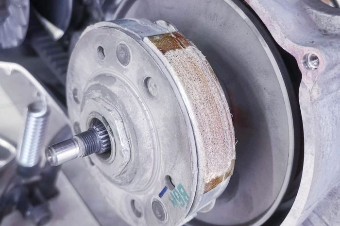 kampas ganda, cvt motor matic, kartel mangkok kampas ganda, MR CVT Custom, Waduh, Separah Ini Efek Kartel Mangkok Kampas Ganda Motor Matic