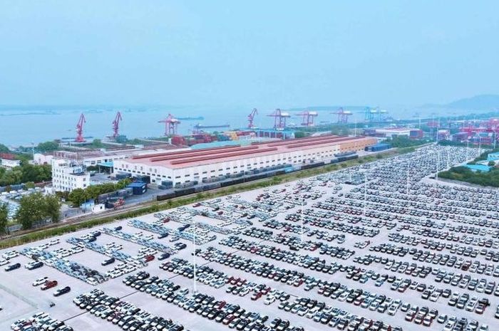 gaikindo, impor mobil, Dampak Insentif 0 Persen Mobil Listrik, Impor CBU Makin Tinggi