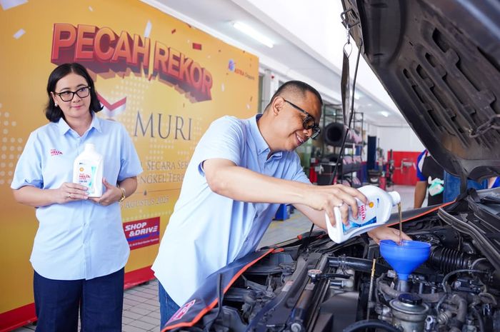 mobil baru, shell, shell helix, Penjualan Mobil Baru Lesu, Penjualan Oli Mesin Ini Justru Tumbuh