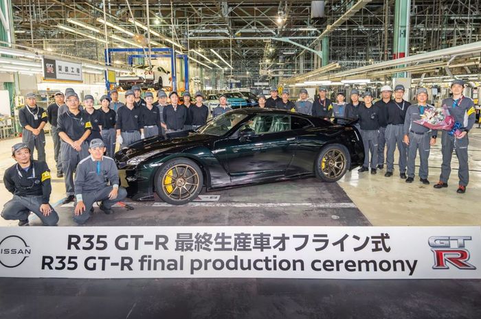 nissan, nissan gt-r, sportcar, GT-R R35, Ivan Espinosa, Nissan Akhiri Produksi GT-R R35, Model Penerus Sedang Disiapkan