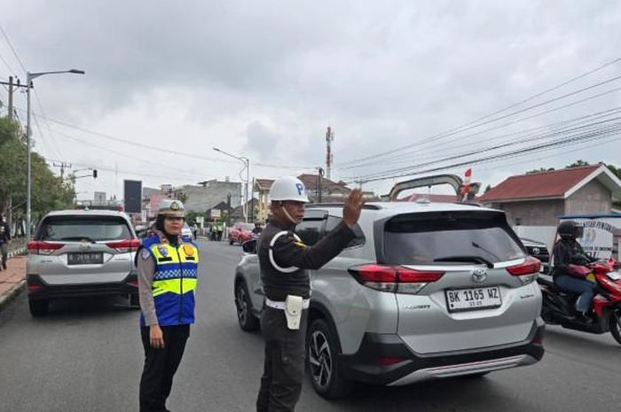 pajak kendaraan, razia besar-besaran, Razia pajak kendaraan, Polres Siantar, Razia Besar-besaran Digelar Polres Siantar, Targetkan Mobil dan Motor yang Langgar Ini