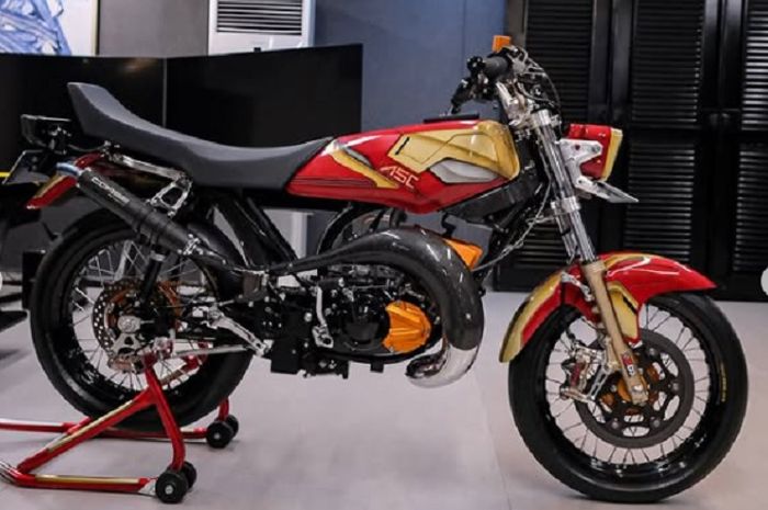 Iron Man, yamaha rx-king, modifikasi yamaha rx-king, Ahmad Sahroni, PapnMam Modified Semarang, Tak Terlihat di Rumahnya, Yamaha RX-King Ahmad Sahroni Ini Modif Habis Rp 450 Juta