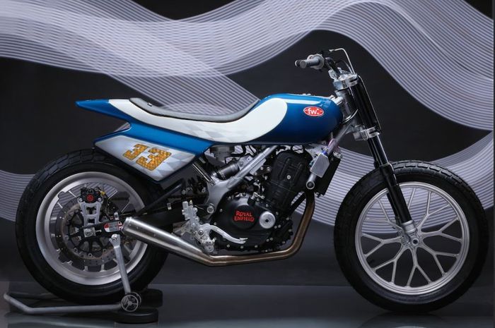 Motor Kustom Royal Enfield, Royal Enfield Groove FT 450, Custom War 2025, Royal Enfield Phoenix, Royal Enfield Delta, Royal Enfield GRR FT 450, Royal Enfield Hebohkan Custom War 2025, Luncurkan Motor Kustom Groove FT 450 Karya Builder Ini