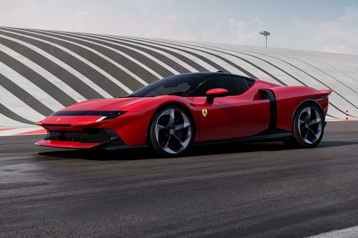 mobil baru, 2025, phev, PT Eurokars Prima Utama, Ferrari 849 Testarossa, Ferrari 849 Testarossa, Bertenaga 1000 Dk Bisa Ngebut 330 km/jam