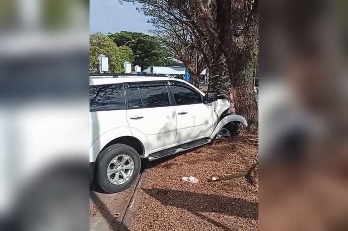 pajero sport, Bandara Makassar, Bandara Hasanuddin Makassar, Pembegalan Pajero Sport, Pria Berhijab, Bandara Hasanuddin Makassar Geger, Pajero Sport PNS Wanita Dibegal Pria Berhijab Kebal Hukum